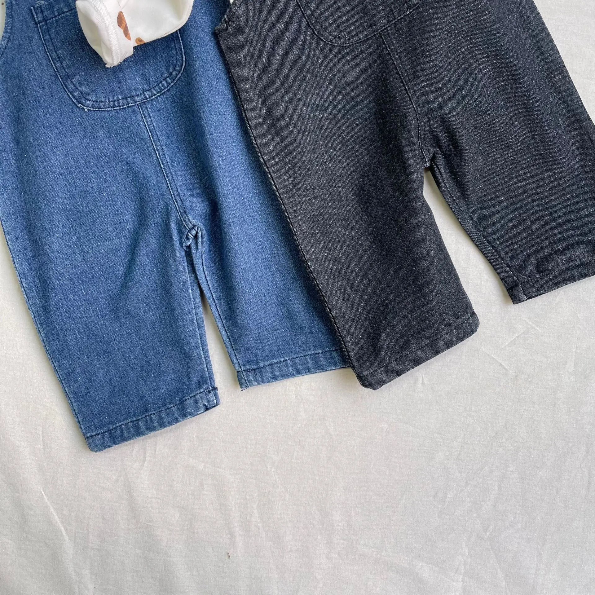 2026 Spring New Baby Fashion Denim Overalls Infant Boy Loose Strap Trousers Girls Solid Versatile Casual Pants Toddler Jeans